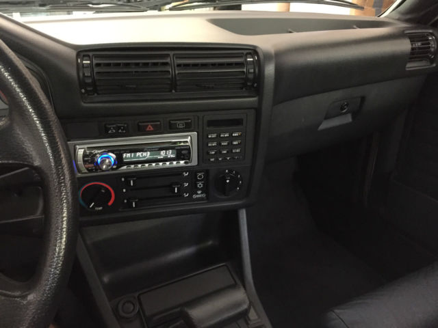 1991 Alpine White II BMW 3-Series Convertible