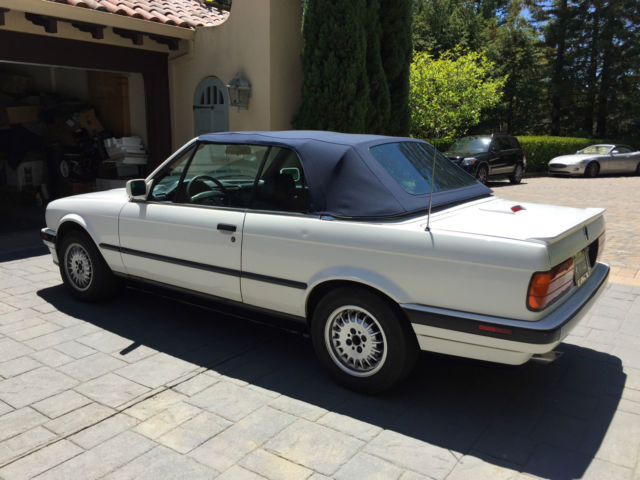 1991 Alpine White II BMW 3-Series Convertible