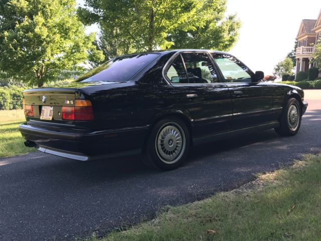1991 Black BMW M5 Sedan