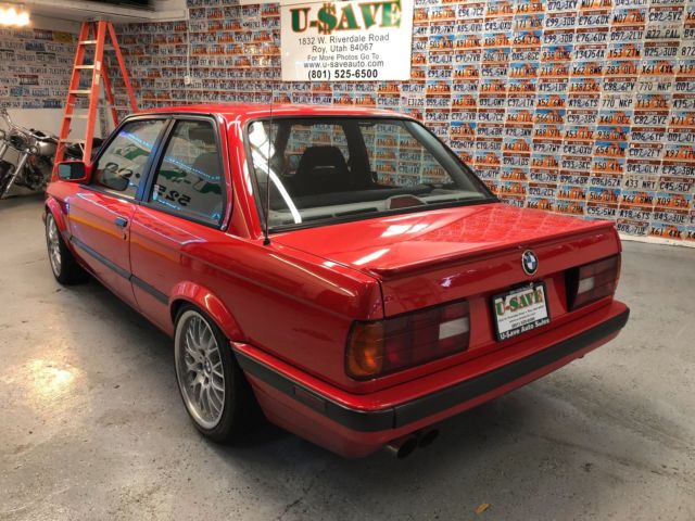 1991 Red BMW 3-Series Coupe