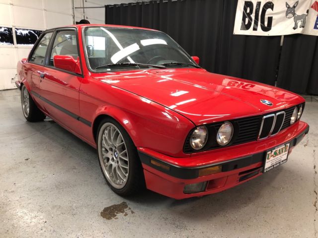 1991 Red BMW 3-Series Coupe