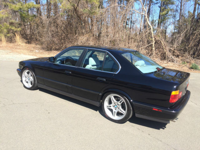1991 BMW M5