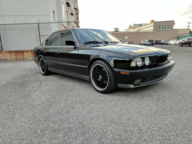 1991 Black BMW M5 Sedan