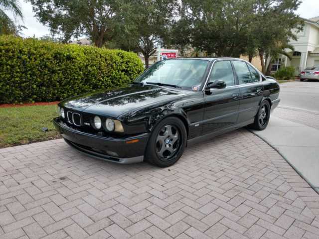 1991 Black BMW M5