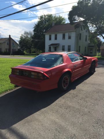 1991 White Chevrolet Camaro
