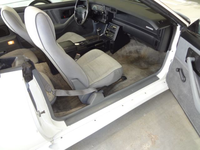 1991 White Chevrolet Camaro Convertible
