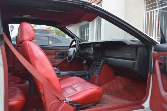 1991 White Chevrolet Camaro Coupe