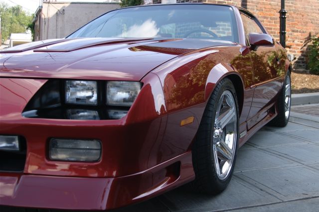 1991 Burgundy Chevrolet Camaro Coupe