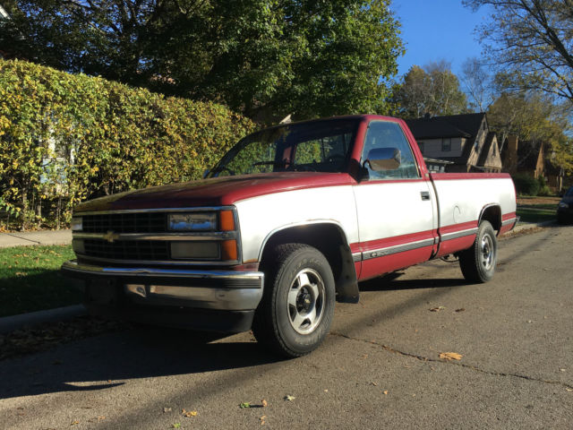 1991 Red/Gray Chevrolet C/K Pickup 1500 Regular Cab/Long Box