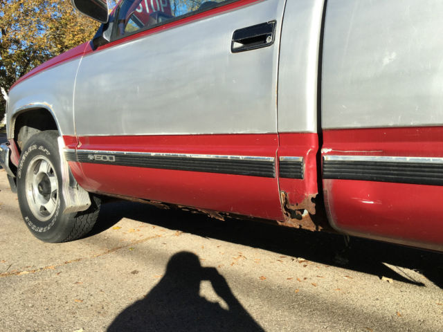 1991 Red/Gray Chevrolet C/K Pickup 1500 Regular Cab/Long Box