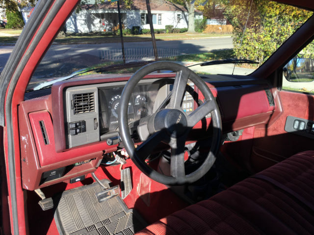 1991 Red/Gray Chevrolet C/K Pickup 1500 Regular Cab/Long Box