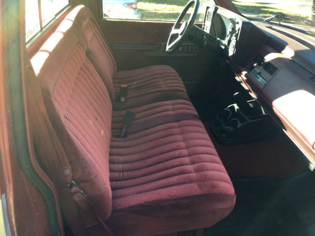 1991 Red/Gray Chevrolet C/K Pickup 1500 Regular Cab/Long Box