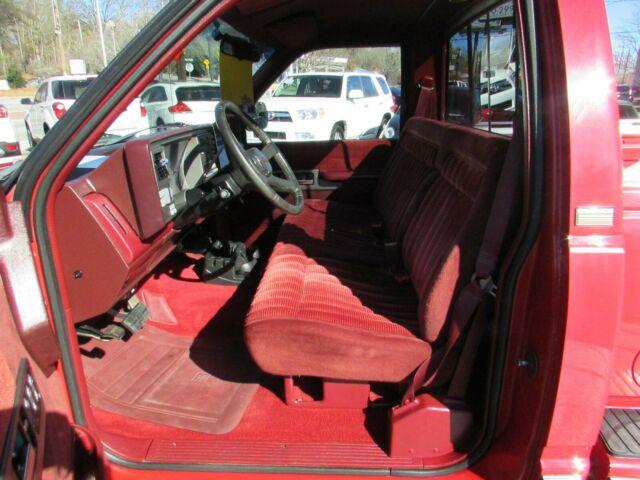 1991 Red Chevrolet C/K Pickup 1500 Standard Cab Pickup