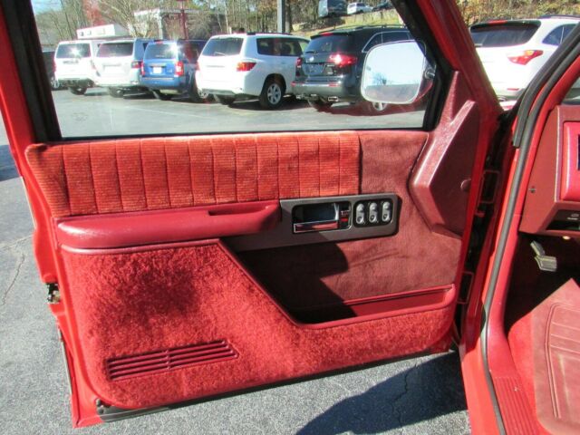 1991 Red Chevrolet C/K Pickup 1500 Standard Cab Pickup