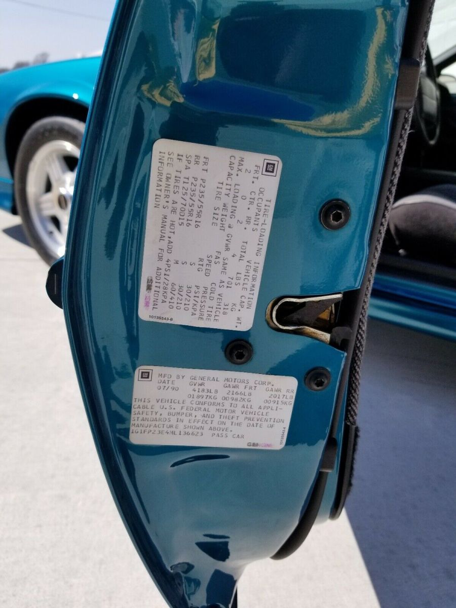 1991 Green Chevrolet Camaro