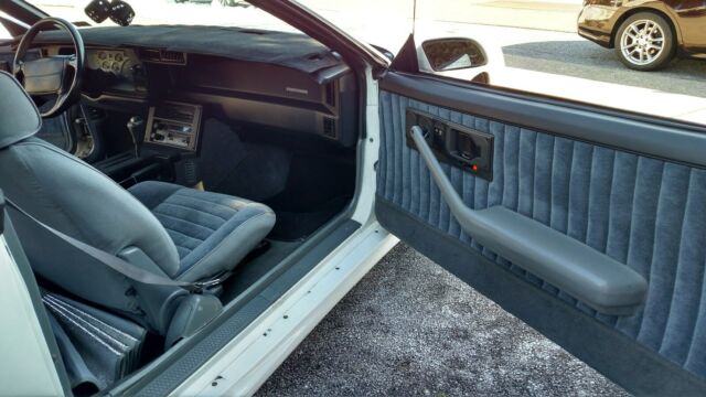 1991 White Chevrolet Camaro Convertible