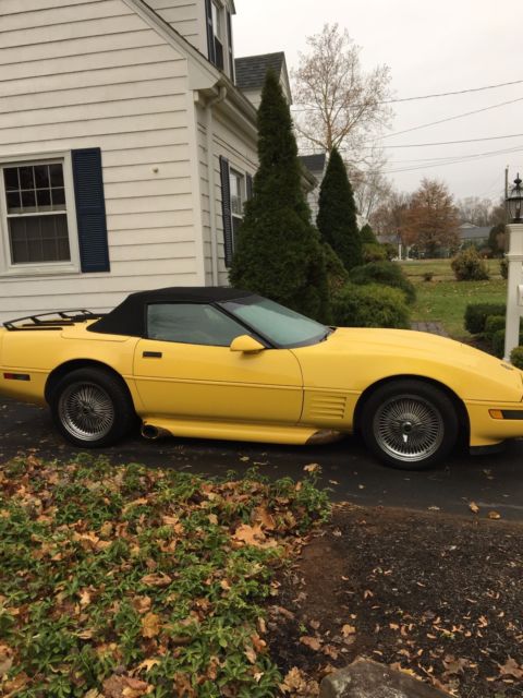 1991 Yellow Chevrolet Corvette