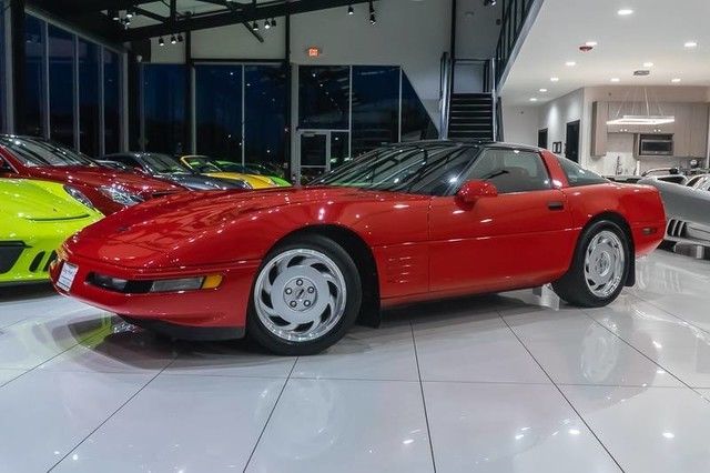 1991 Red Chevrolet Corvette Coupe