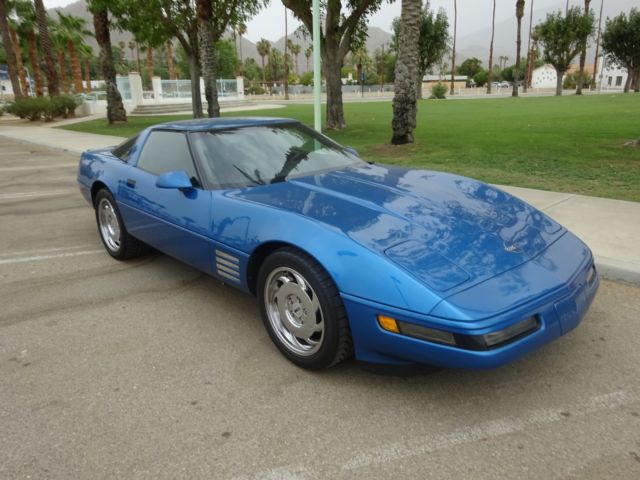 1991 White Chevrolet Corvette Coupe