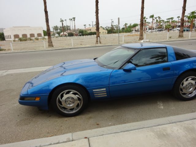 1991 White Chevrolet Corvette Coupe