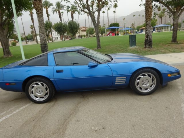 1991 White Chevrolet Corvette Coupe