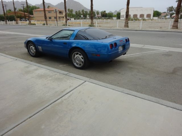 1991 White Chevrolet Corvette Coupe