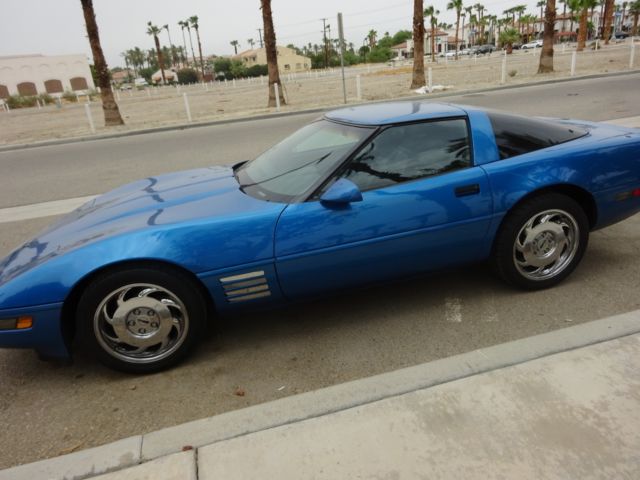 1991 White Chevrolet Corvette Coupe