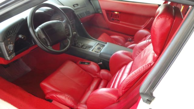 1991 White Chevrolet Corvette
