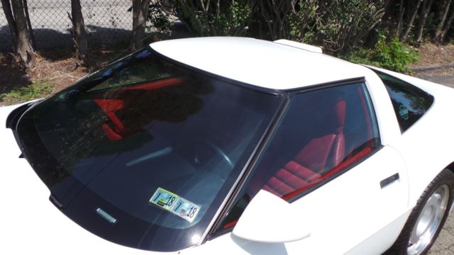 1991 White Chevrolet Corvette