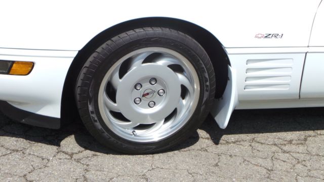 1991 White Chevrolet Corvette