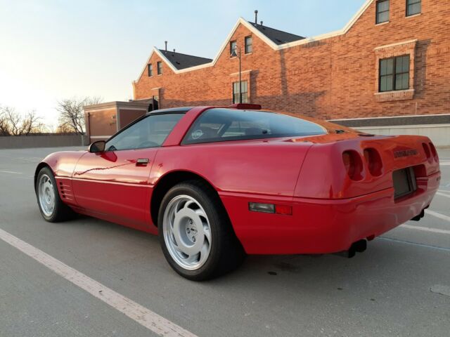 1991 Red Chevrolet Corvette