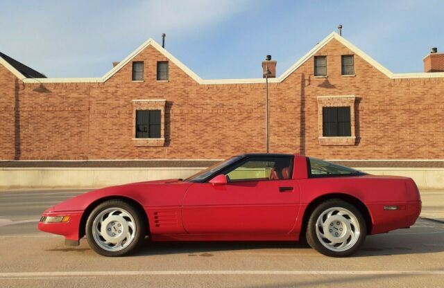 1991 Red Chevrolet Corvette