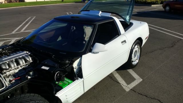 1991 White Chevrolet Corvette Coupe
