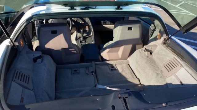 1991 White Chevrolet Corvette Coupe