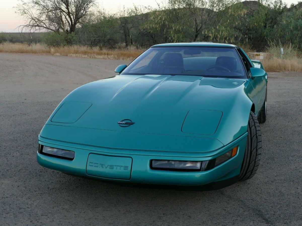 1991 Turquoise Metallic Chevrolet Corvette Coupe
