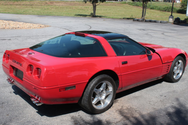 1991 Red Chevrolet Corvette Hatchback