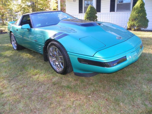 1991 Green Chevrolet Corvette Coupe