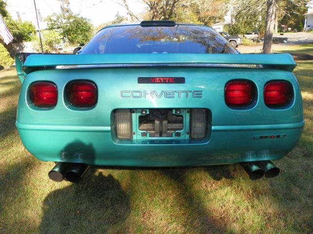1991 Green Chevrolet Corvette Coupe