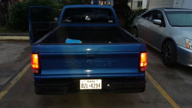 1991 Blue Chevrolet S-10 Standard Cab Pickup