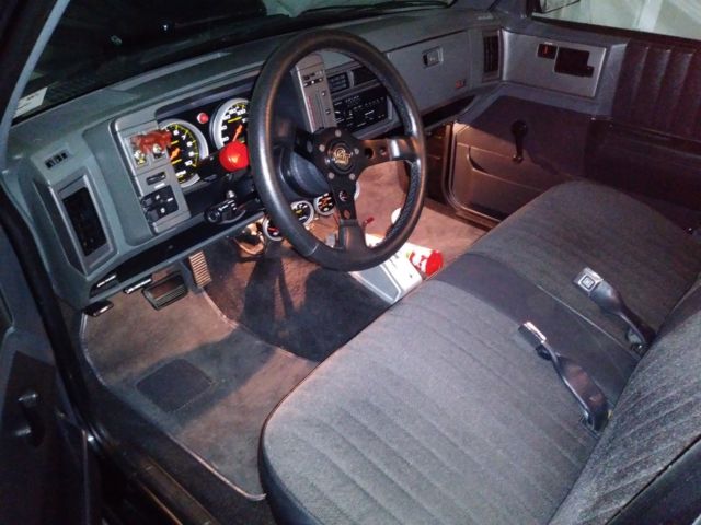 1991 Black Chevrolet S-10 Pick-up