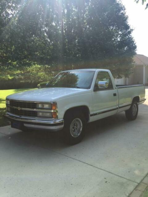1991 White Chevrolet C/K Pickup 1500 Standard Cab Pickup