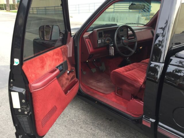 1991 Black Chevrolet Silverado 1500 Single Cab