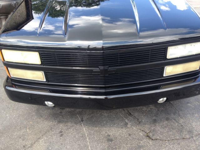 1991 Black Chevrolet SS Standard Cab Pickup