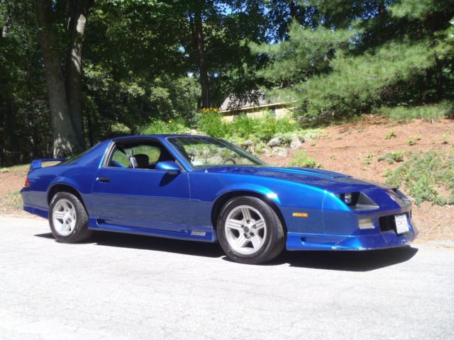 1991 Blue Chevrolet Camaro Coupe