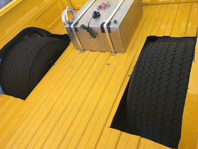 1991 Yellow Chevrolet C/K Pickup 1500 Cab & Chassis