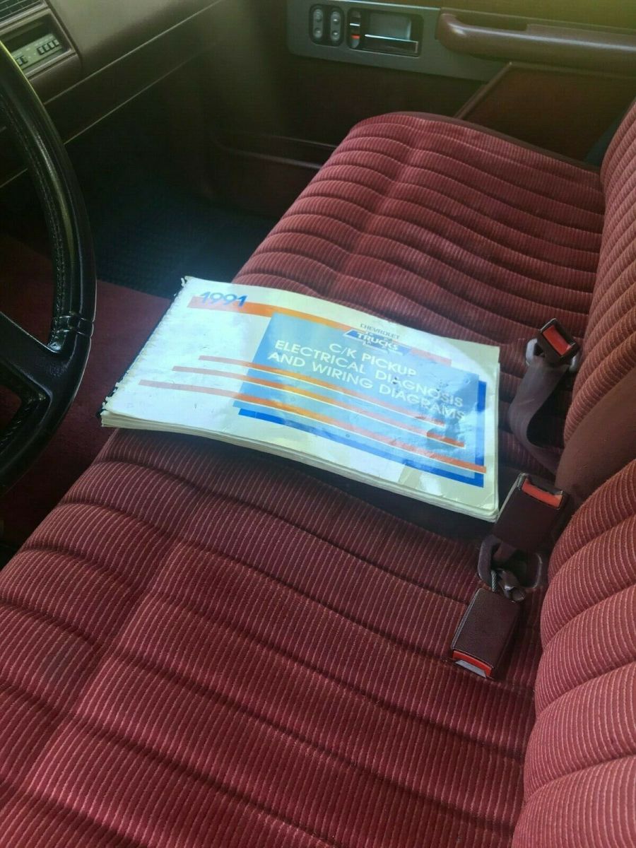 1991 Chevrolet C/K Pickup 1500 Standard Cab Pickup