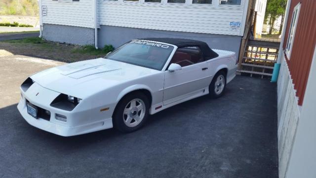 1991 White Chevrolet Camaro Convertible