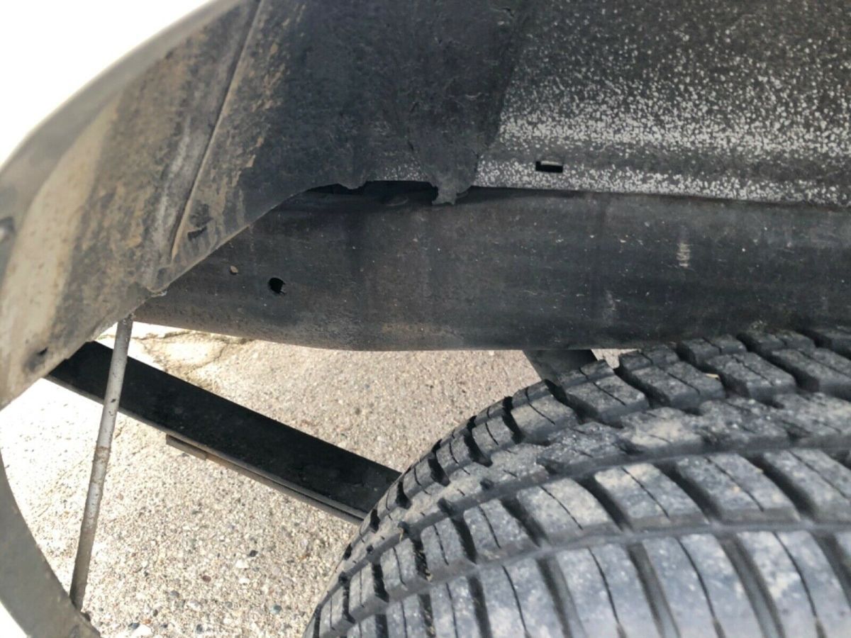 1991 White Chevrolet S-10 Square Body