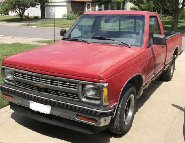 1991 Red Chevrolet S-10 Standard Cab Pickup