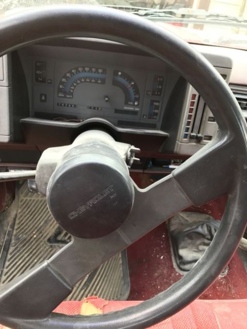 1991 Red Chevrolet S-10 Standard Cab Pickup